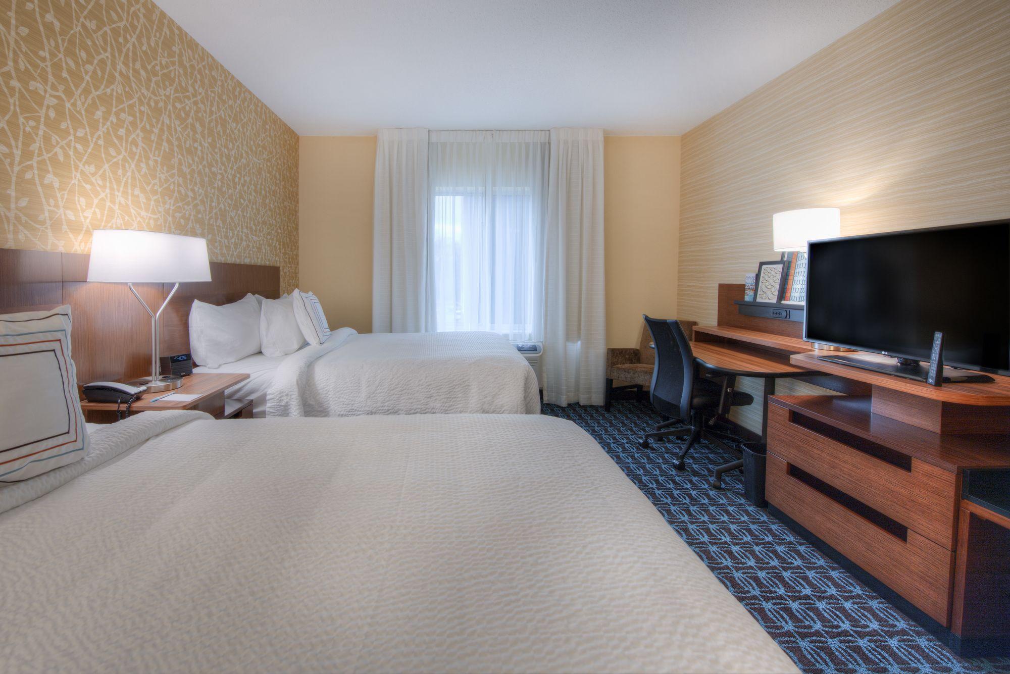 Fairfield Inn & Suites By Marriott Charlotte Airport Екстер'єр фото