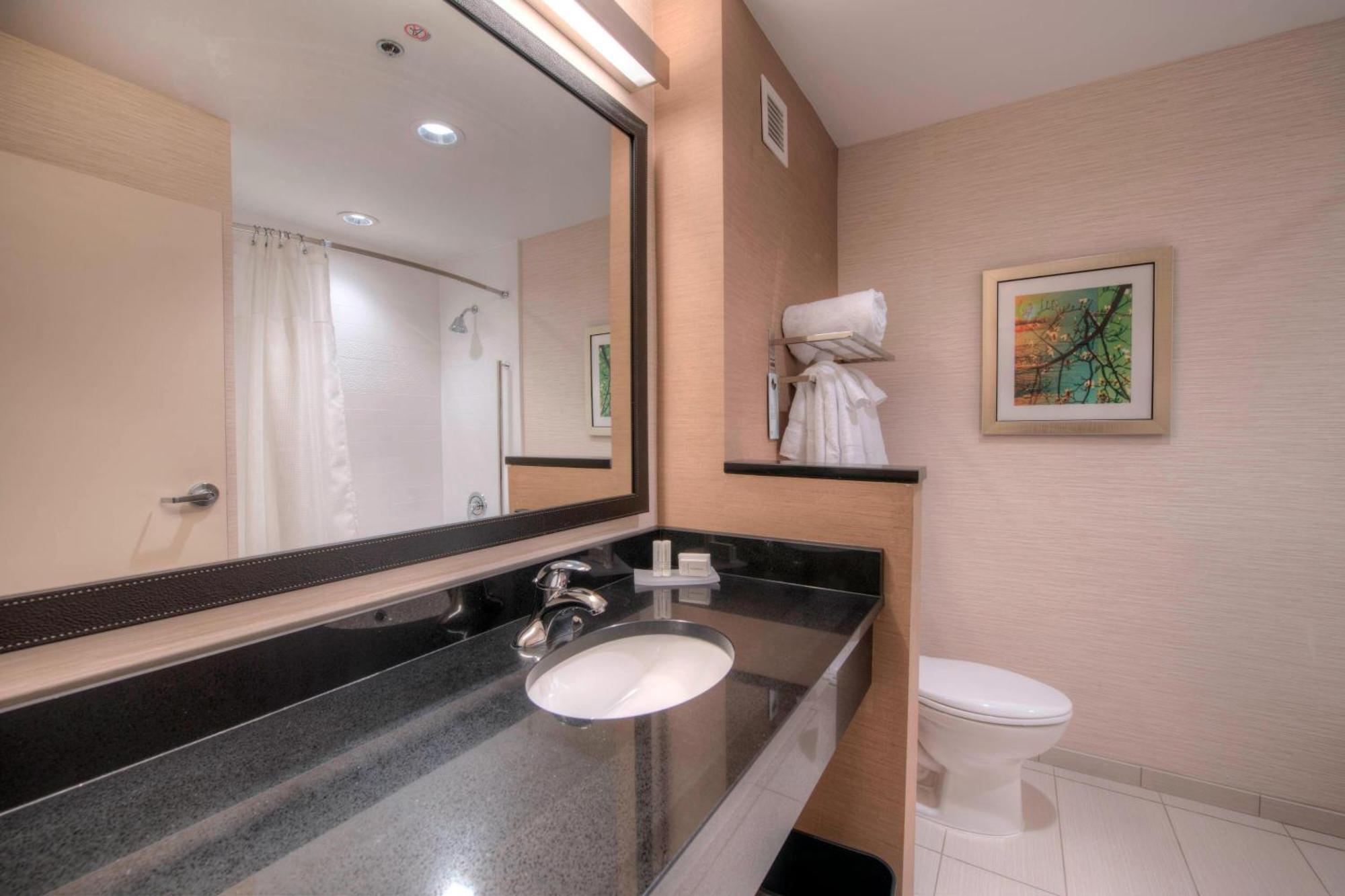 Fairfield Inn & Suites By Marriott Charlotte Airport Екстер'єр фото