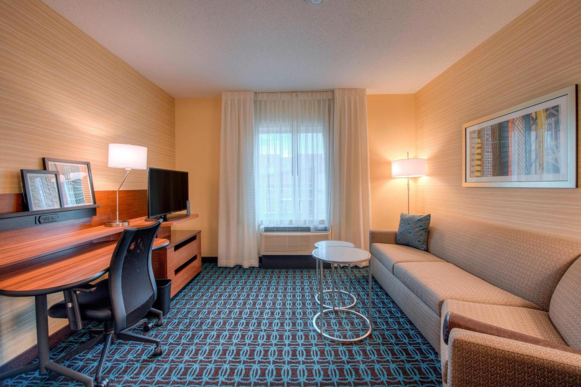 Fairfield Inn & Suites By Marriott Charlotte Airport Екстер'єр фото